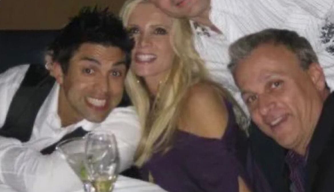 RHOC: Simon Barney and his then wife Tamra Judge hang out with his friend Eddie Judge