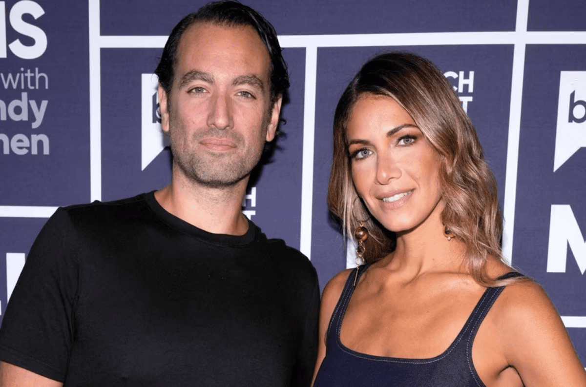 RHONY's Erin Lichy Reveals Husband Abe Lichy 'Betrayed' Her and Get Emotional About Marriage Issues To Playout During Season 15