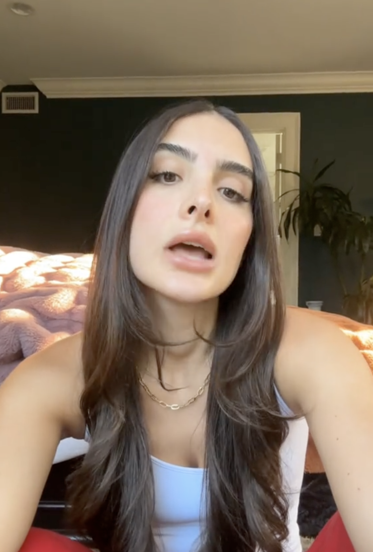 Kyle Richards’ Daughter Sophia Umansky, 25, Takes to Weight Loss Drug and Shares Shocking Hair Loss Side Effect 6 Kyle Richards’ Daughter Sophia Umansky, 25, Takes to Weight Loss Drug and Shares Shocking Hair Loss Side Effect