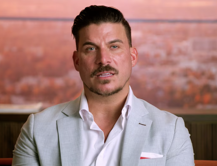 EP Alex Baskin Talks Jax Taylor Exit & Responds to Fan Backlash Over Vanderpump Rules Stars Appearing On The Valley 6 EP Alex Baskin Talks Jax Taylor Exit & Responds to Fan Backlash Over Vanderpump Rules Stars Appearing On The Valley
