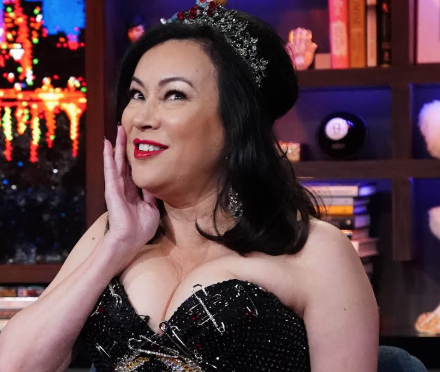 Did the Real Housewives of Beverly Hills Cast Get Into a Heated Physical Altercation? 6 Did the Real Housewives of Beverly Hills Cast Get Into a Heated Physical Altercation?
