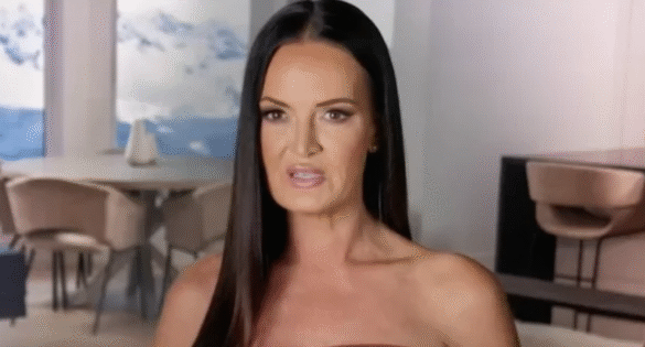 Captain Sandy Yawn Calls Out Lisa Barlow’s “Not Cool” Behavior on The Real Housewives of Salt Lake City