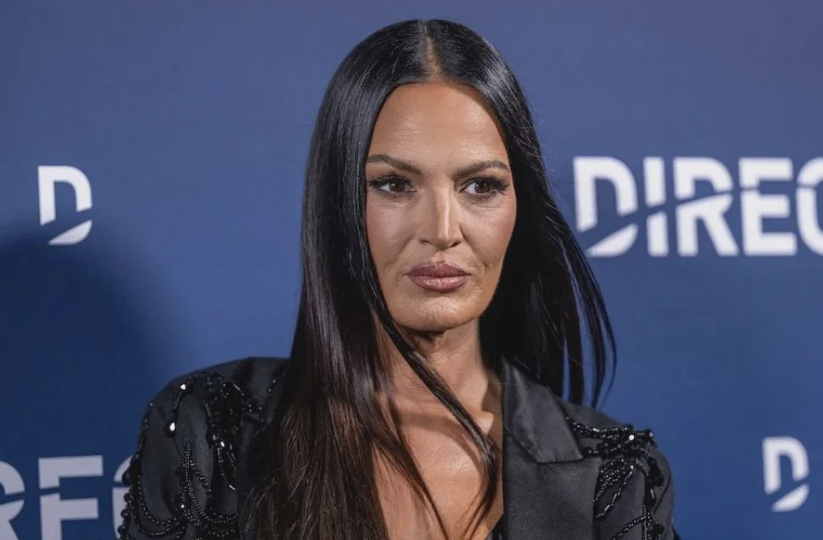 Jennifer Lawrence Draws Fire for Comments on Real Housewives Star Lisa Barlow