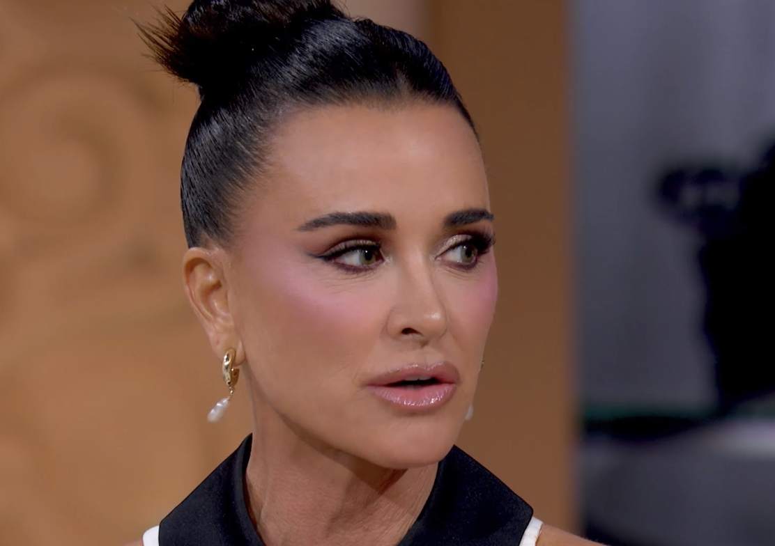 Dorit Kemsley Presses Kyle Richards on Separation: “Waiting for Him to Come Back?”