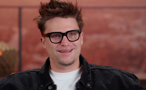 Tom Schwartz Says He’s “Effing Sad” Over TomTom Closing But Reveals Lisa Vanderpump Still Checks In On Him 6 Tom Schwartz Says He’s “Effing Sad” Over TomTom Closing But Reveals Lisa Vanderpump Still Checks In On Him