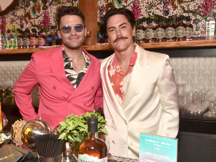 Tom Schwartz Says He’s “Effing Sad” Over TomTom Closing But Reveals Lisa Vanderpump Still Checks In On Him 7 Tom Schwartz Says He’s “Effing Sad” Over TomTom Closing But Reveals Lisa Vanderpump Still Checks In On Him