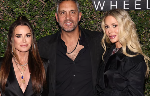 Dorit Kemsley Shades Mauricio Umansky And Says Kyle Richards Brought Out Qualities He “Doesn’t Seem To Have On His Own” Dorit Kemsley Shades Mauricio Umansky And Says Kyle Richards Brought Out Qualities He “Doesn’t Seem To Have On His Own”
