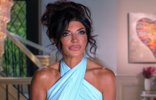 Gizelle Bryant Says She Loves Confessionals Because She Gets To “Trash Everyone” As Luann De Lesseps Calls Them “Torture” 8 Gizelle Bryant Says She Loves Confessionals Because She Gets To “Trash Everyone” As Luann De Lesseps Calls Them “Torture”
