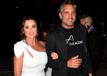 Mauricio Umansky Says He’s Considering L.A. Mayor Run To “Make L.A. Great Again” 7 Mauricio Umansky Says He’s Considering L.A. Mayor Run To “Make L.A. Great Again”